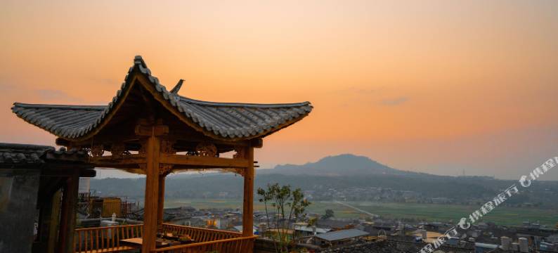 腾冲凭栏客栈图片