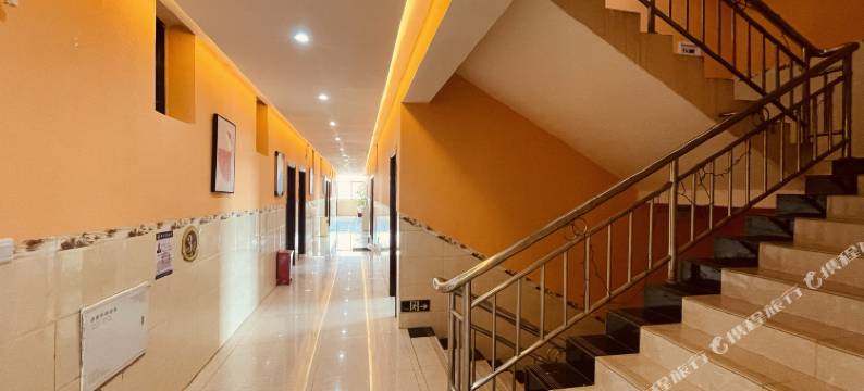 滇豪酒店(嵩明三十工店)图片