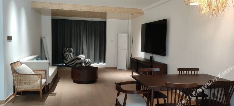 红源朴宿丨轻触智能丨modern轻奢美宿(北乡双河店)图片