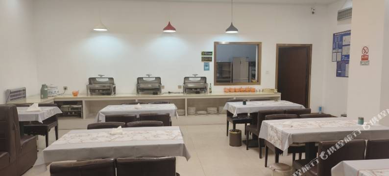 梁河财富大酒店图片