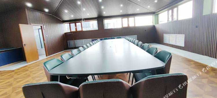 品悠然·鱼米乡里假日酒店图片