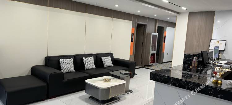 栖岸酒店(庆城县北区广场店)图片