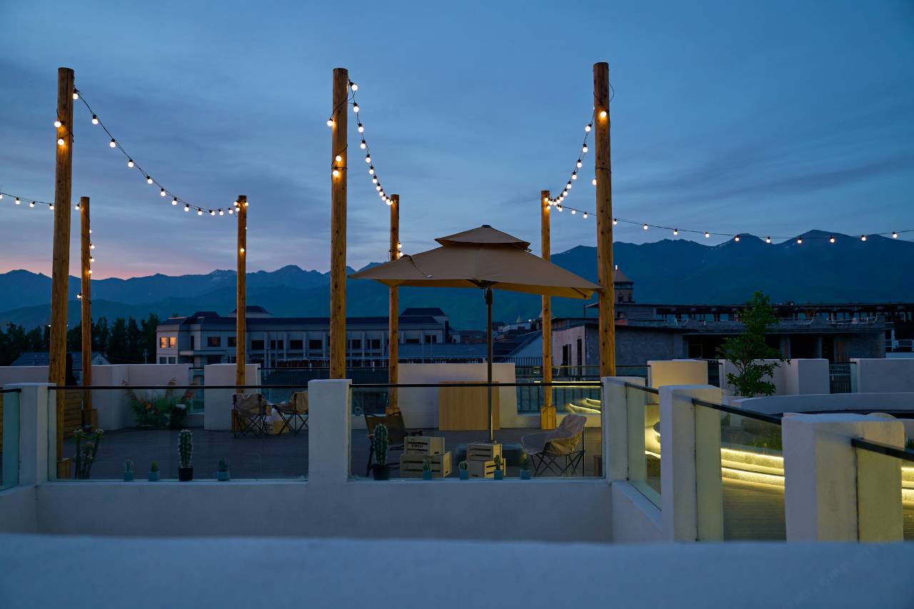那一叶Nayiye|草原露台·360°观景美宿(那拉提景区店)