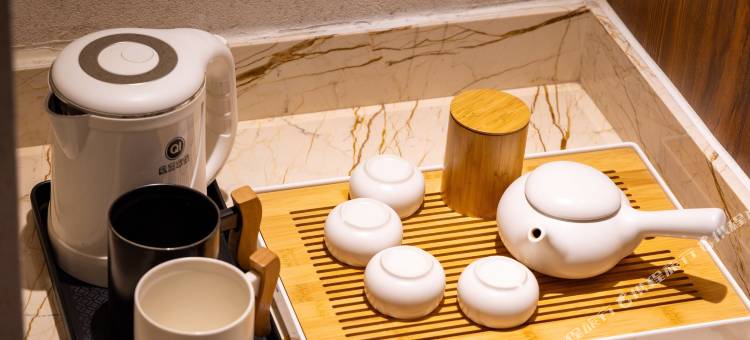 丹东憩园宾馆(鸭绿江断桥店)图片