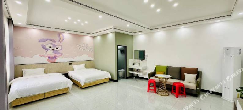 临山居民宿(宝泉景区店)图片