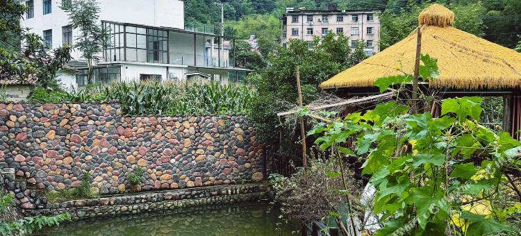 隐舍民宿(皖南川藏线店)图片