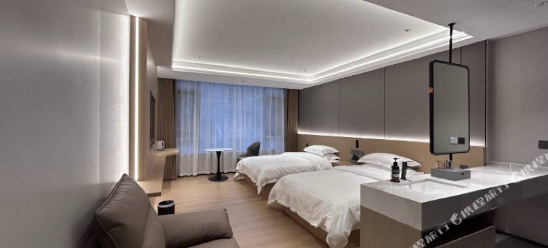 松潘明亮·轻奢酒店(松潘古城店)图片