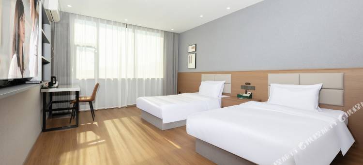 亚悦酒店(潜江龙虾街艺术职业学院店)图片