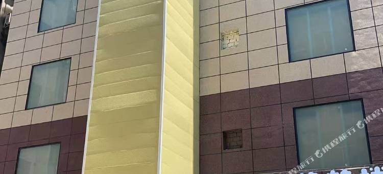 全戏·黄鹤楼酒店(中医院店)图片