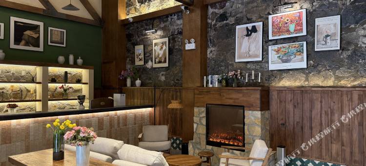 星草云栈阔克苏野奢营地图片