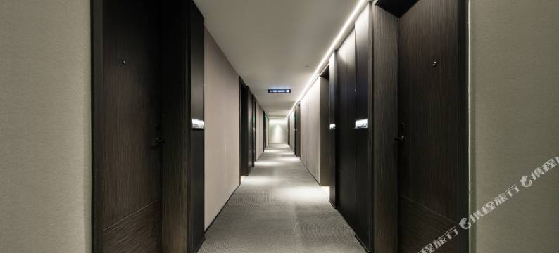 青岛五四广场延安三路地铁站亚朵酒店图片