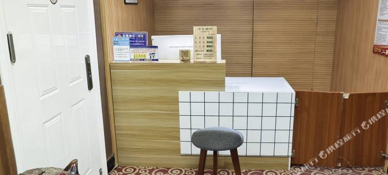 自由空间精品宾馆(青冈县第一中学店)图片