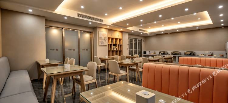 云漫酒店(泸州万象汇佳乐世纪城店)图片