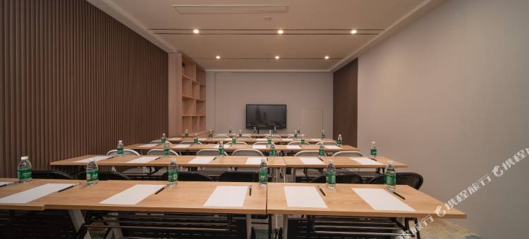 温荷W设计师酒店(武义古城壶山广场店)图片