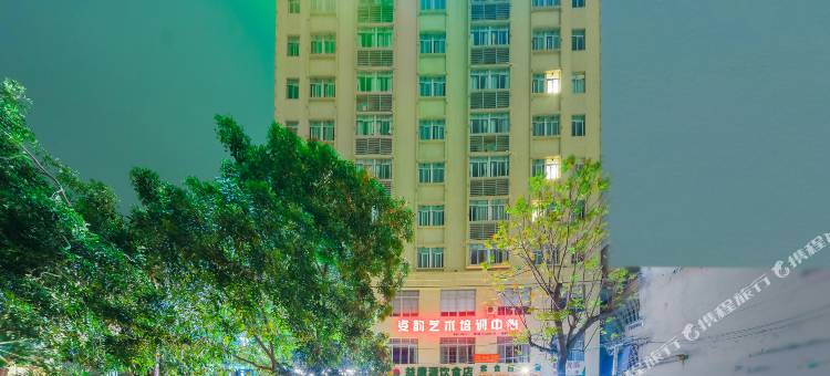 皓海青云酒店(湛江赤坎老街店)图片