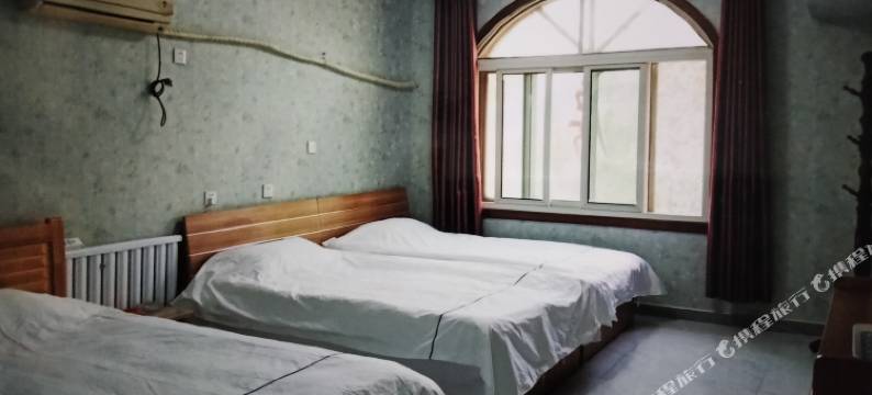 东安商务宾馆(安丘汽车站店)图片