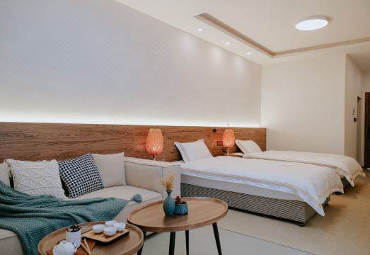 Qingxishan and HomestayOver view