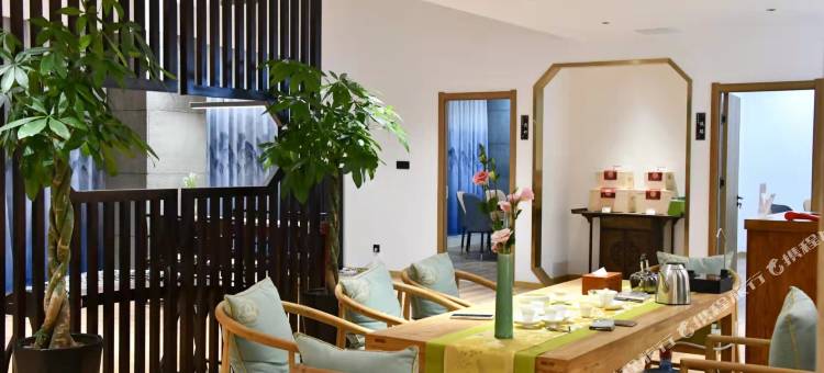 丽呈东山华悦酒店(洛阳开元湖音乐喷泉龙门高铁站店)图片