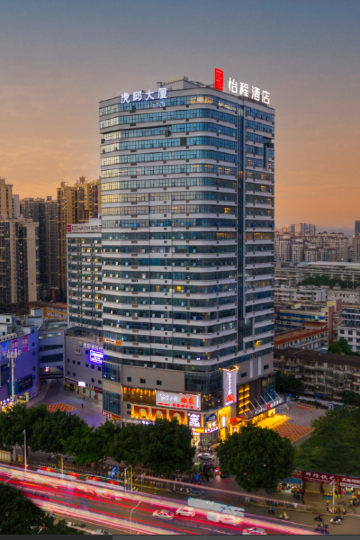 怡程酒店(南宁虎邱地铁站店)图片