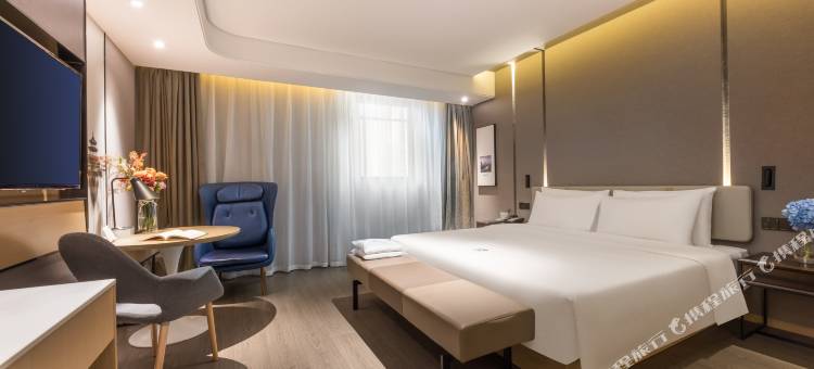 无锡火车站春申路亚朵酒店图片