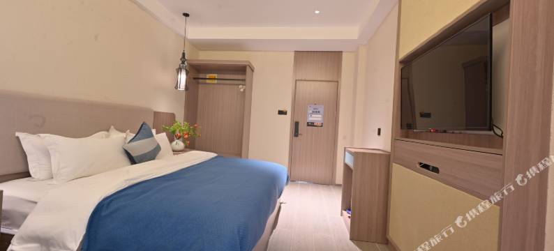 明君轻奢酒店(阜阳火车站店)图片