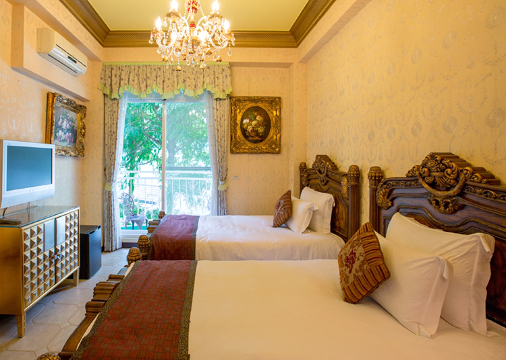 Victoria Castel Hotel Overview