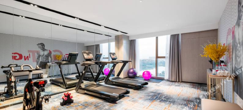 宜尚酒店(长沙望城区政府斑马湖店)图片