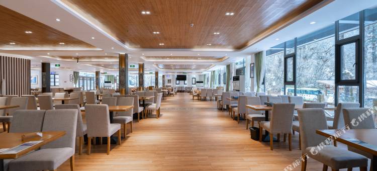 金山摄影温泉度假酒店(三号营地店)图片