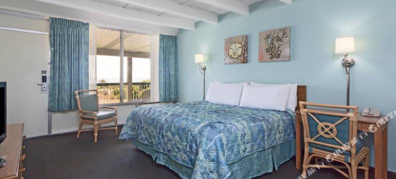 杰基尔岛戴斯套房酒店(Days Inn & Suites by Wyndham Jekyll Island)图片