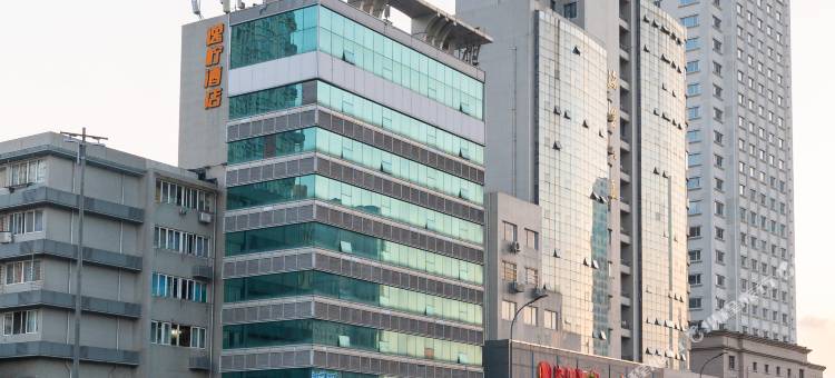 逸柠酒店式公寓(宁波天一广场鼓楼店)图片