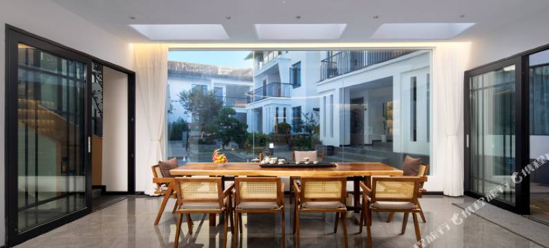 香格里拉归莳plateau resort hotel 美宿(独克宗月光广场店)图片