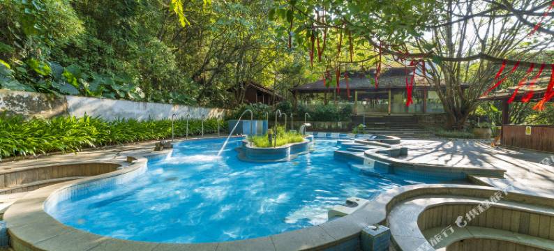 龙陵邦腊掌温泉度假酒店图片