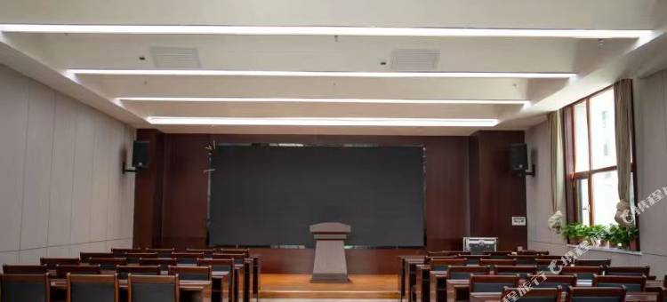 颐和假日酒店(志丹将军广场店)图片