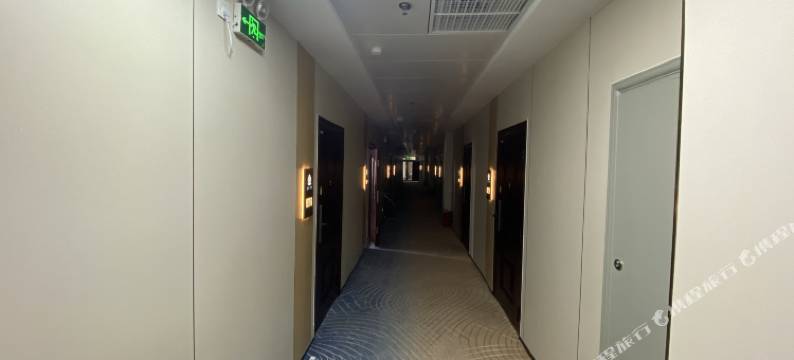 蓝调轻奢·民宿公寓(天福广场店)图片