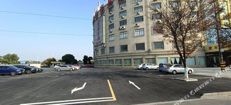 丹阳市富华假日酒店(天怡凤凰郡店)图片