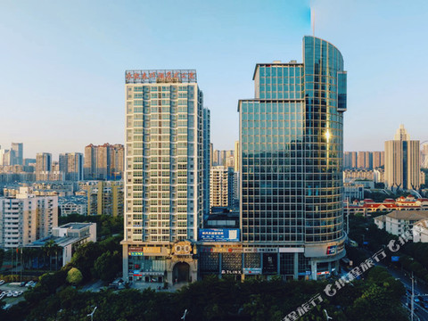 南宁永凯春晖酒店(南宁东站万象城地铁站店)