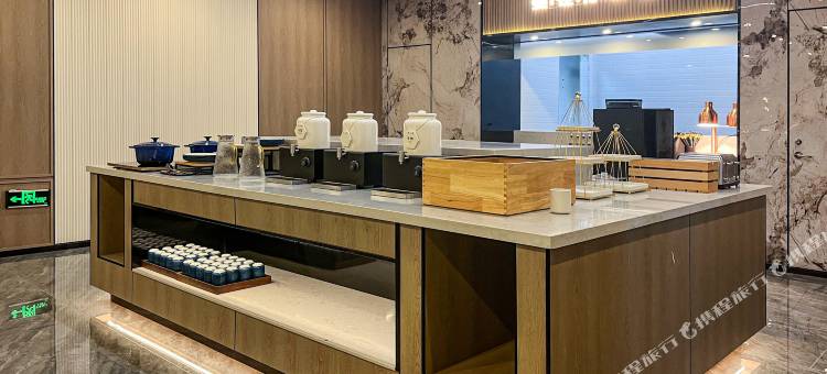 星程酒店(格尔木玲珑湾花园中山路店)图片