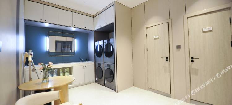 悦致.臻选酒店(兰州西关地铁站张掖路步行街店)图片