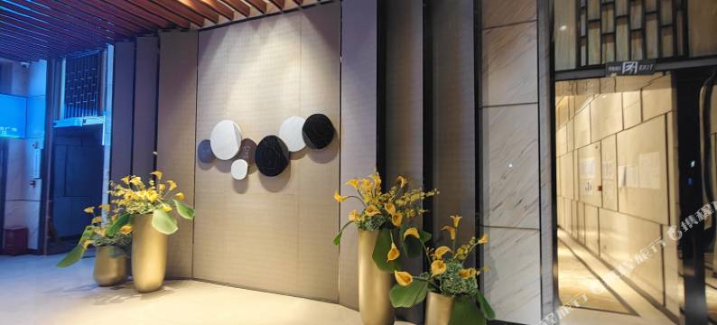 哪吒太空舱民宿(昆明环城南路店)图片