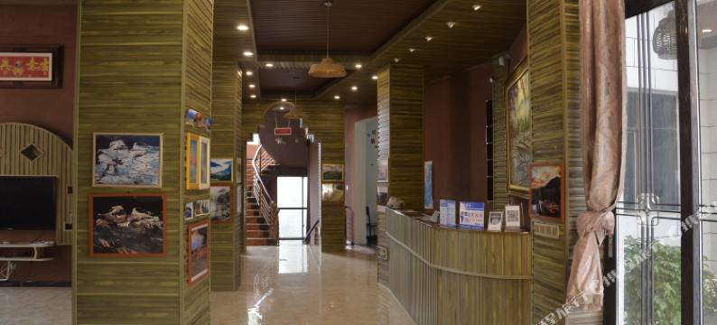 元阳县远山田舍民宿(多依树景区店)图片