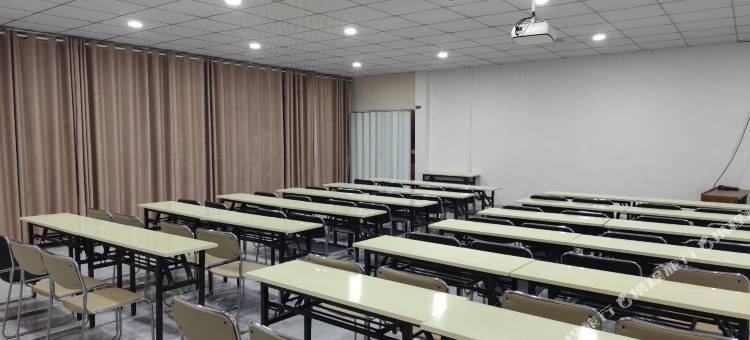 天然居温泉民宿(三门峡·陕州区·高阳山景区店)图片