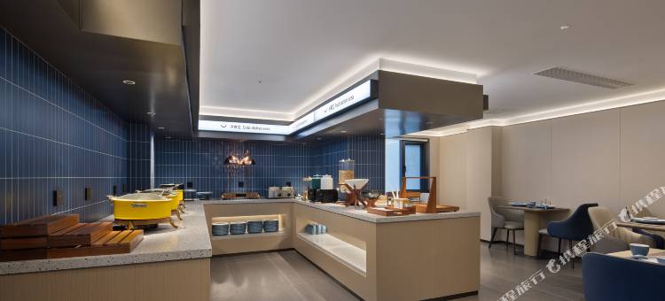 欢漫酒店(长沙贺龙体育馆黄土岭地铁站店)图片