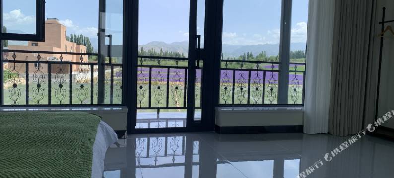 摘月台民宿(晃晃村店)图片