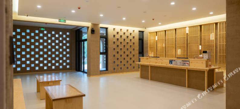 敦煌栖隅库姆塔格酒店(鸣沙山月牙泉店)图片