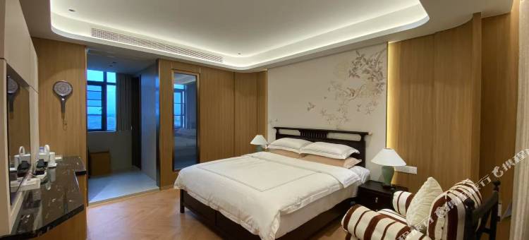 中青景呈畔山度假酒店(河口店)图片