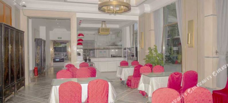 园畔江景假日酒店(三台潼川古镇店)图片