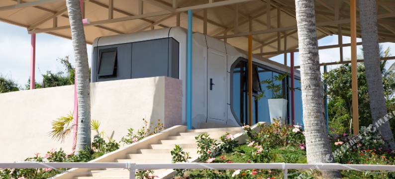 文昌龙楼太空舱俱乐部图片