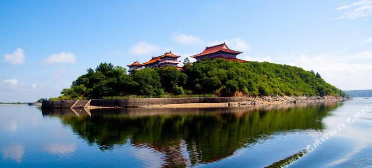 镜泊湖名湖胜景酒店图片