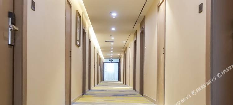 新华宾馆(绵阳高铁站万达广场店)图片