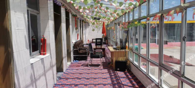 青海湖相约驿站图片